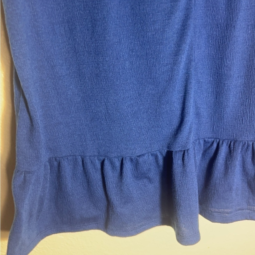 LARGE CATO Crochet Top Blue - Picture 9 of 12